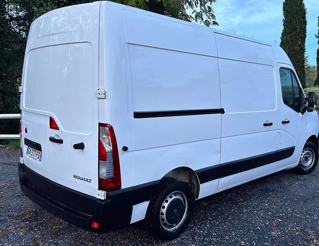 Renault Master TRAC F3500 L2H2 DCI 135 GRAND CONFORT utilitaire, blanc, 8 cv, 4 portes - Imagen 2