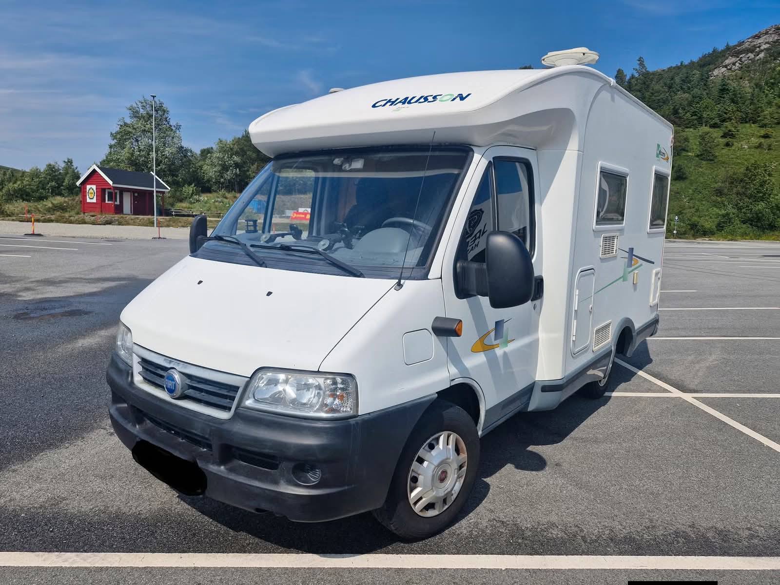 Chausson Welcome 50 2004 – 168.000 km – 2 plazas – Económica – Autocaravana compacta