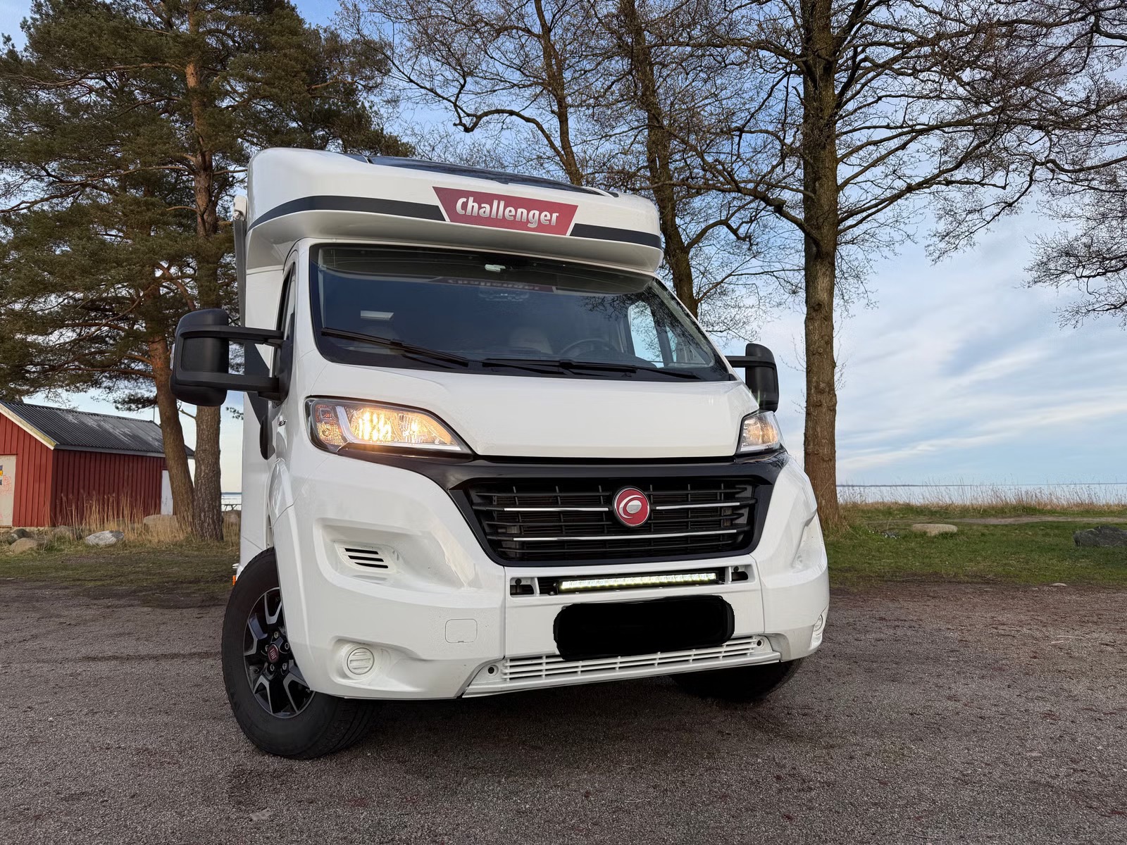 Challenger Mageo 357 2019 – 15.500 km – 150 CV – Automática – Autocaravana familiar - Imagen 10