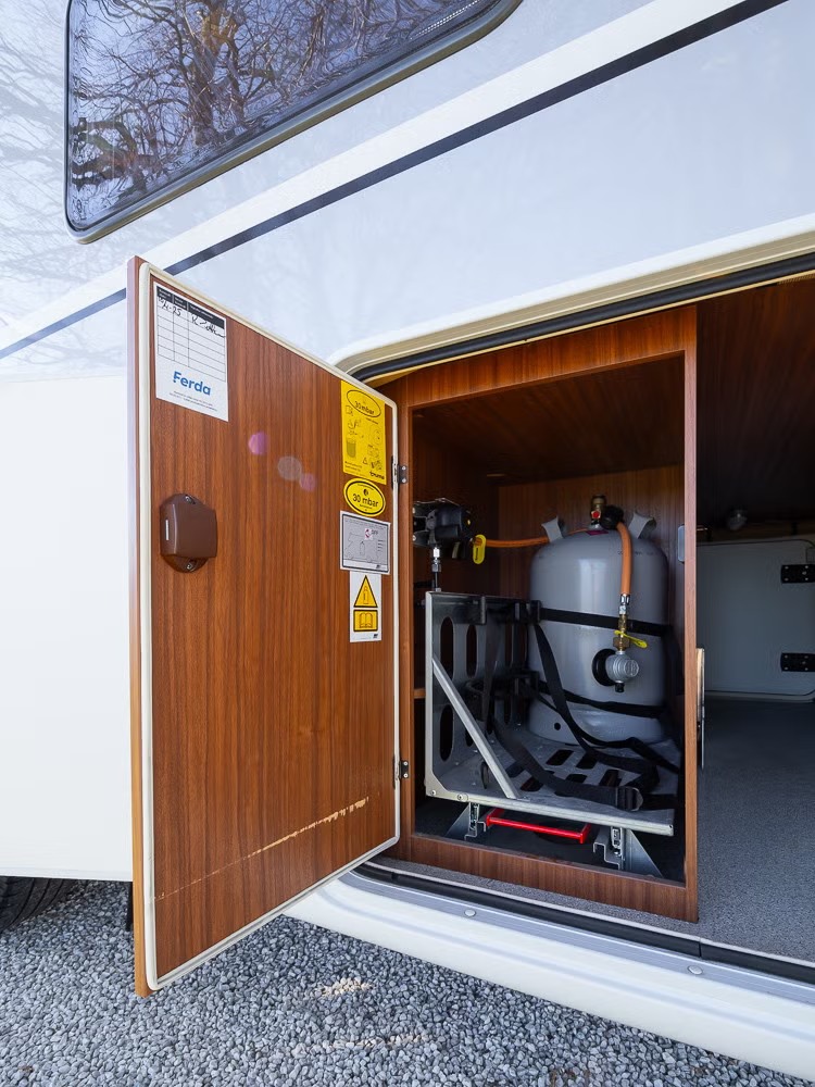 Dethleffs Advantage I 7051 – 148 CV – 2016 – Autocaravana Automática Premium - Imagen 10