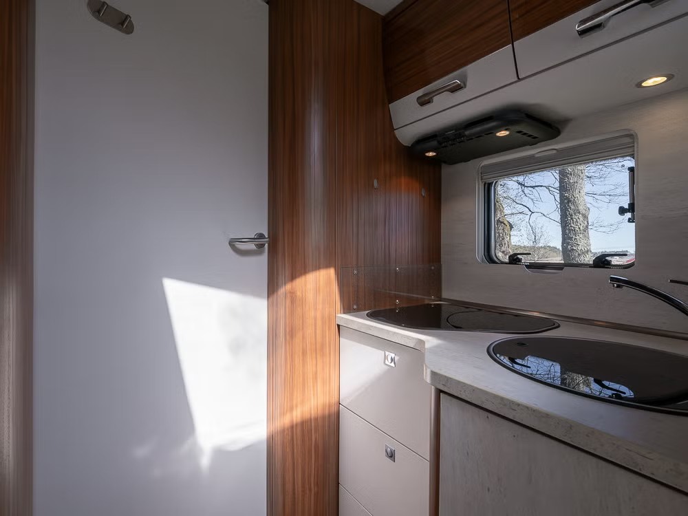 Dethleffs Advantage I 7051 – 148 CV – 2016 – Autocaravana Automática Premium - Imagen 7
